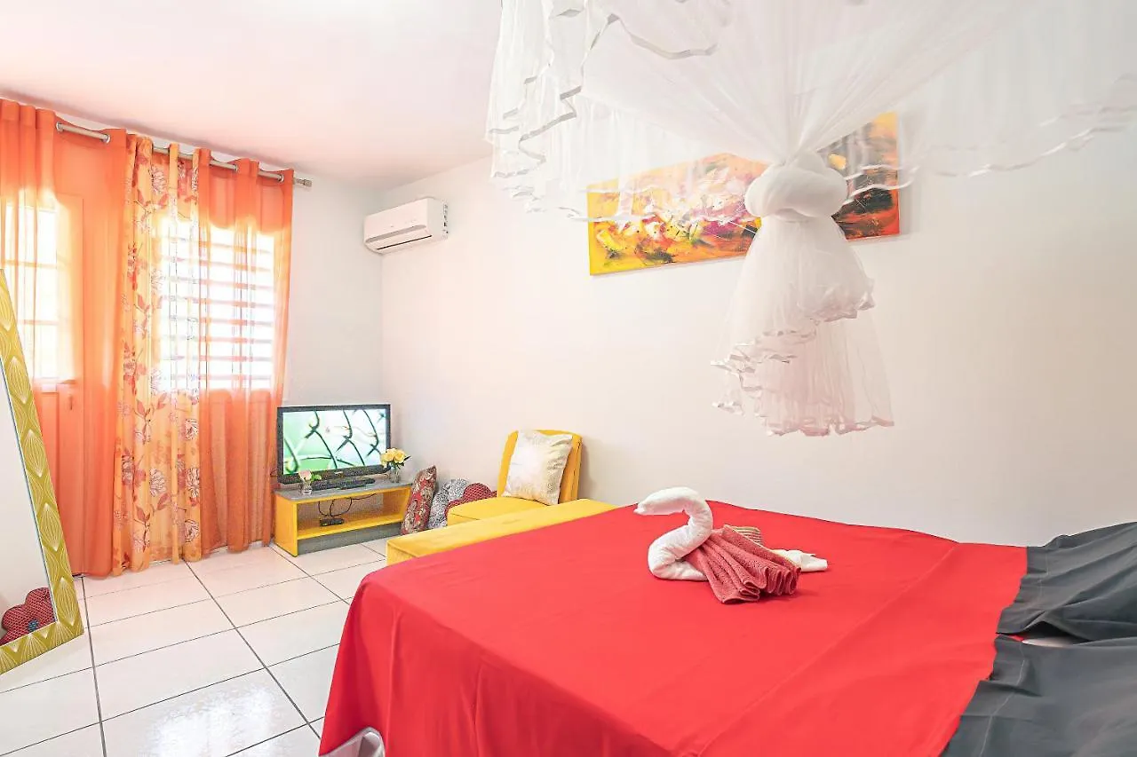 Villa Dalhia Pointe-Noire 0*,